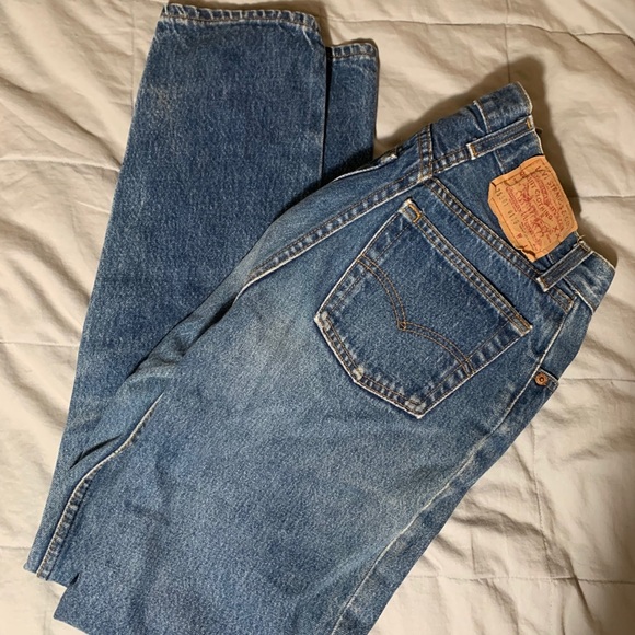 🌀RETRO🌀 Levi's high waisted jeans - Picture 2 of 9